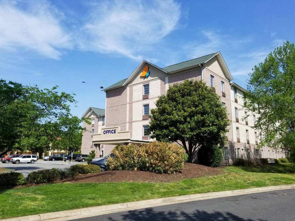 Intown Suites Extended Stay Select Hampton Va Luaran gambar