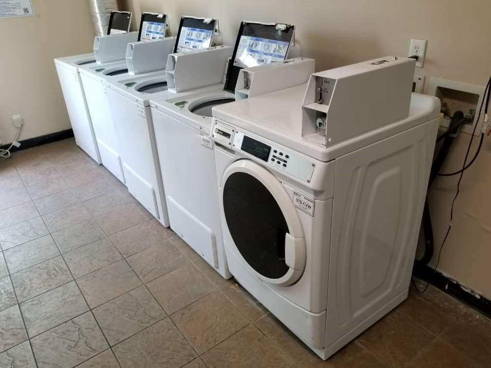 Intown Suites Extended Stay Select Hampton Va Luaran gambar